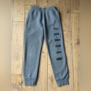 Jordan Boys Youth Fleece Jogger Graphic Sweatpants Size Medium 10/12